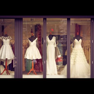 福岡でおしゃれなレンタルドレスをご用意しております